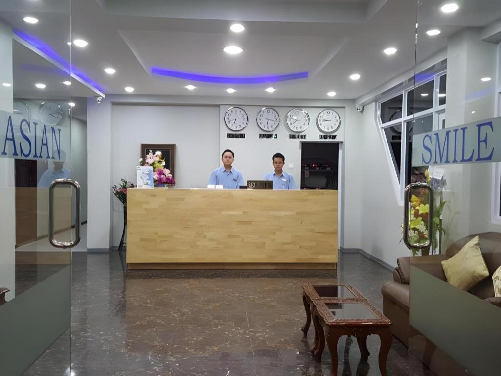 Asian Smile Hotel Янгон Екстериор снимка