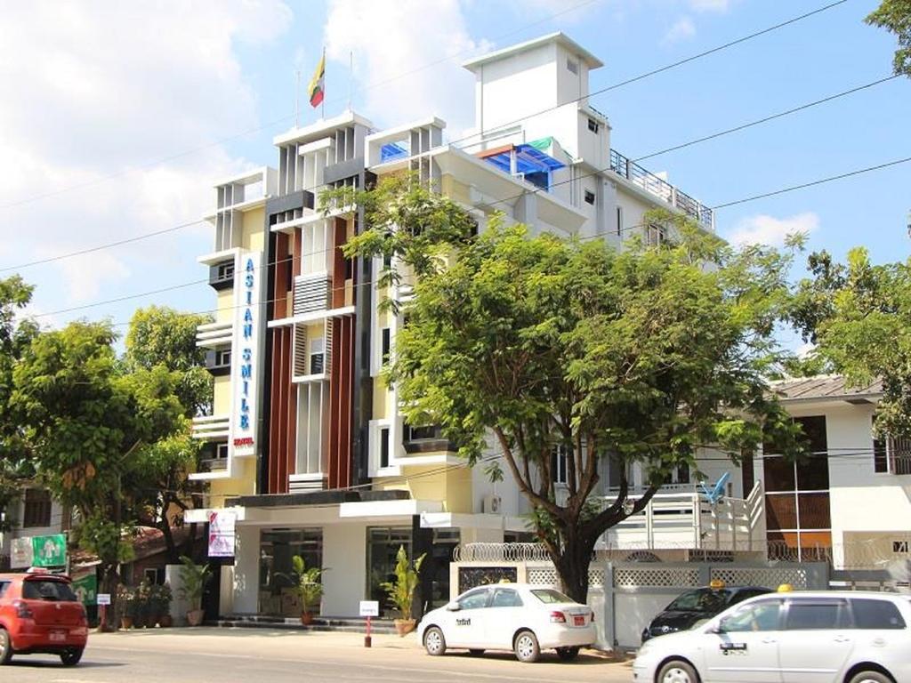 Asian Smile Hotel Янгон Екстериор снимка