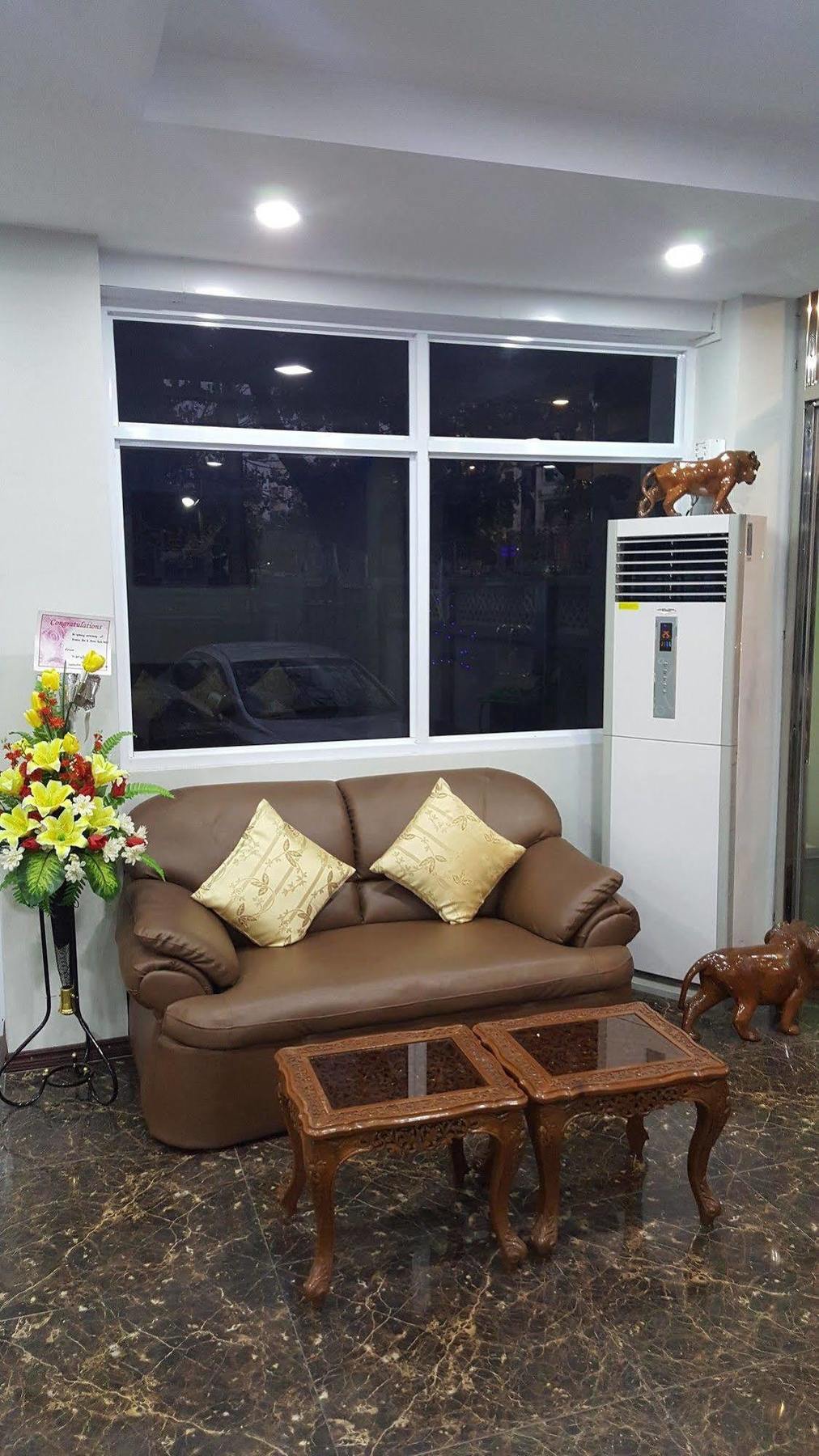 Asian Smile Hotel Янгон Екстериор снимка