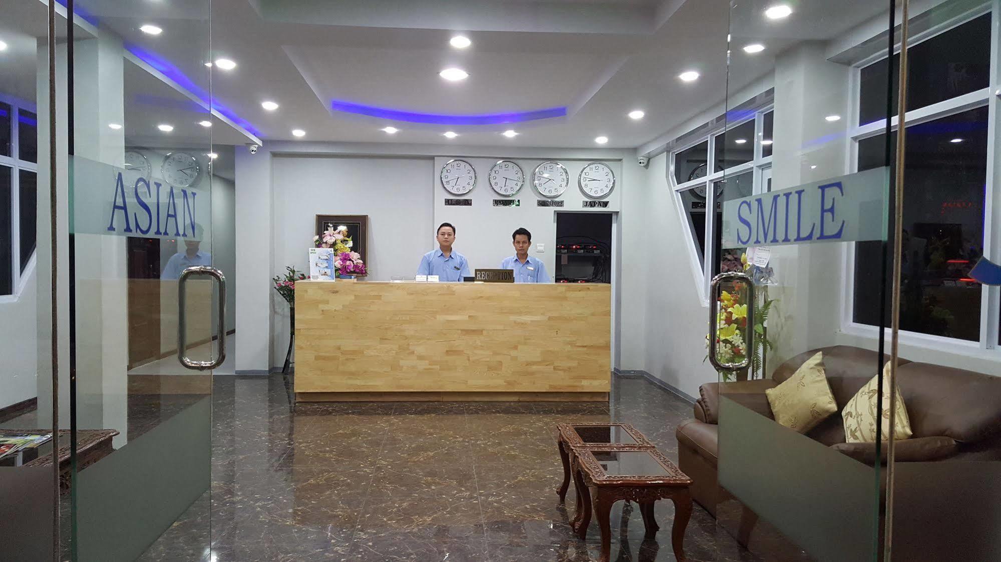 Asian Smile Hotel Янгон Екстериор снимка